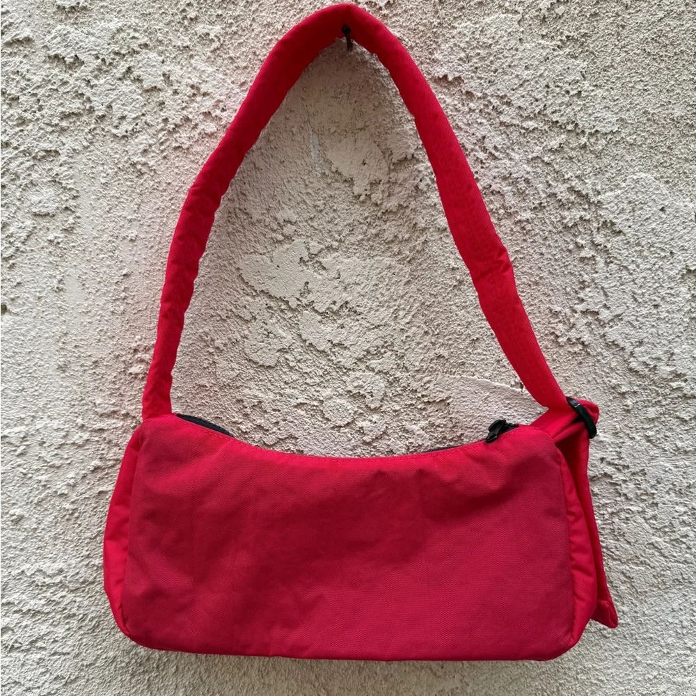 BAGGU: Cargo Shoulder Bag - Candy Apple Red - Picture 2 of 9